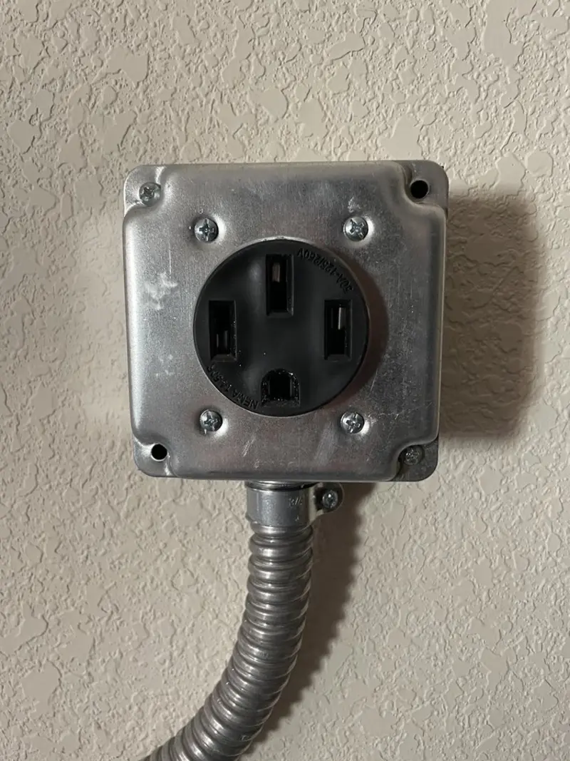 NEMA 14-50 outlet installed for Electrical Panel Upgrade in Seattle
